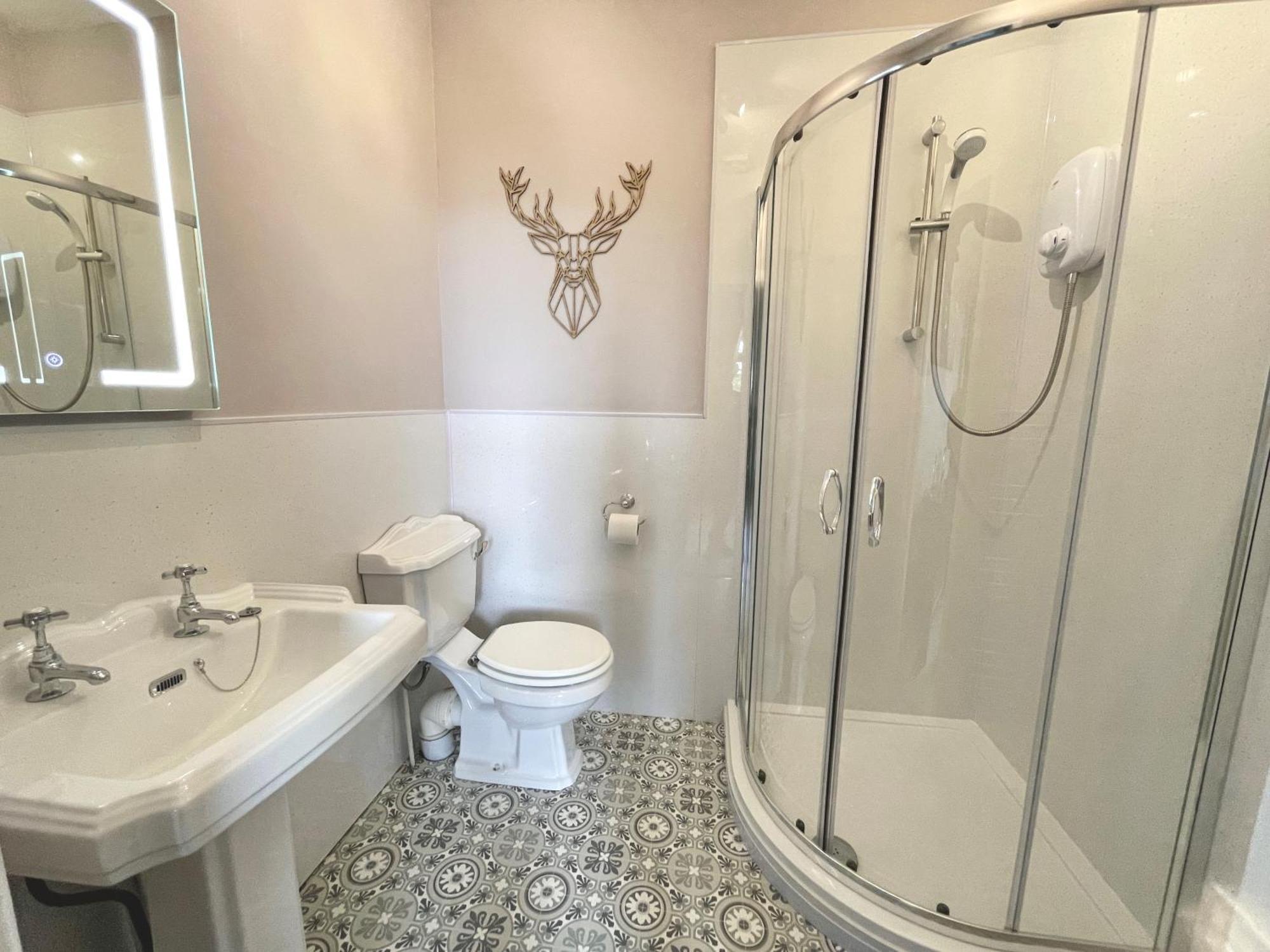 Отель Navidale House - Bed, Breakfast & Bar Хелмсдейл Экстерьер фото